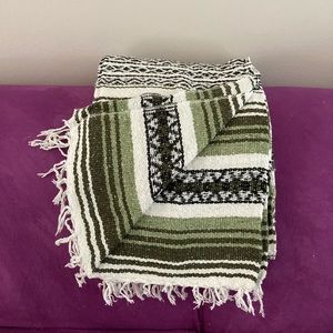Baja Mexican woven blanket /falsa/ throw 5’x7’